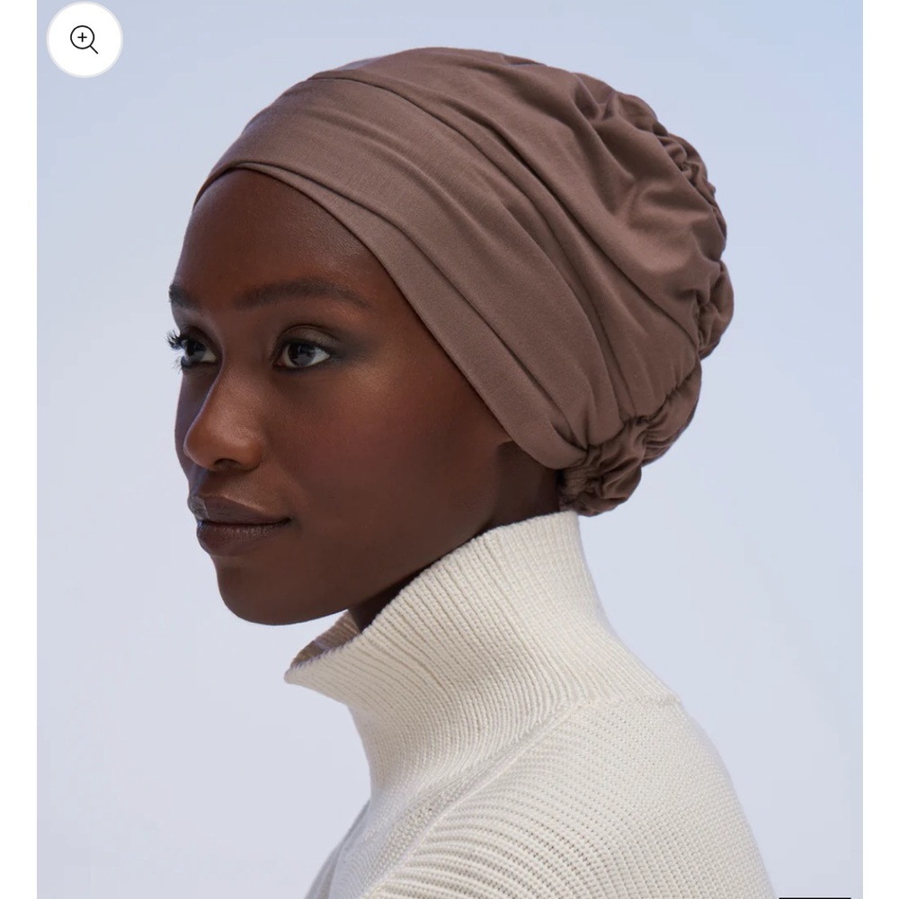 Haute Hijab Criss-Cross Under Scarf